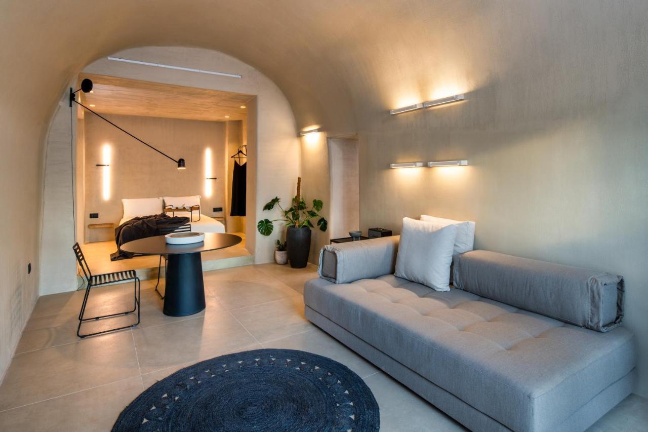 Iota Monocave By Thireon Villa Oia  Bagian luar foto