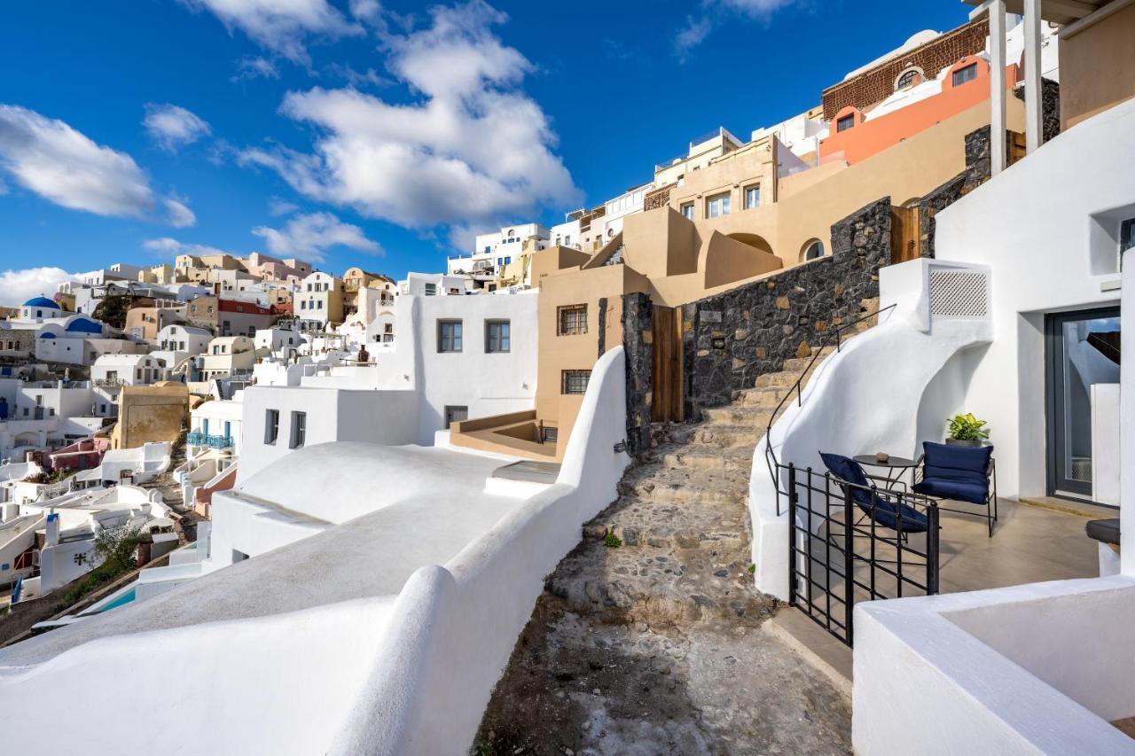 Iota Monocave By Thireon Villa Oia  Bagian luar foto