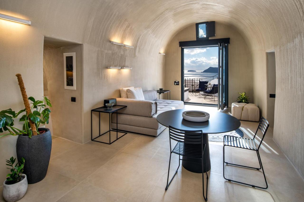 Iota Monocave By Thireon Villa Oia  Bagian luar foto